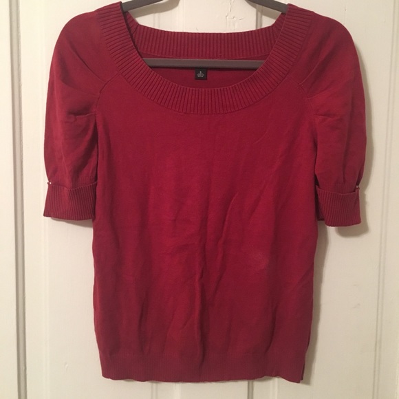 Banana Republic Sweaters - Banana Republic Small Red Short Sleeve Sweater